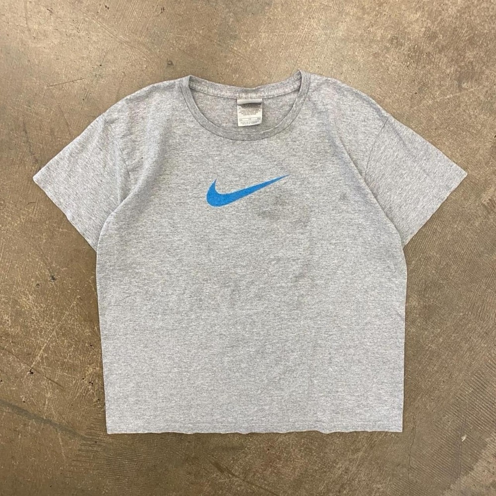 Vintage Y2K Nike Center Swoosh Big Grey Tag Women's Baby Tee T-Shirt XL